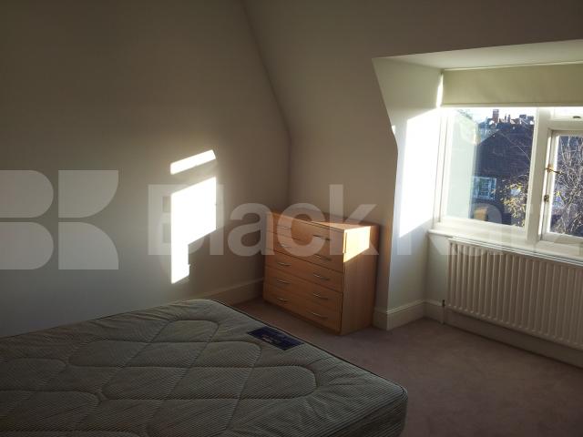 			2 Bedroom, 1 bath, 1 reception Flat			 Eastern Road, East Finchley